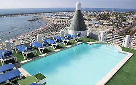 Hotel Villa De Laredo